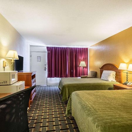 Rodeway Inn Denmark-Jackson Ngoại thất bức ảnh