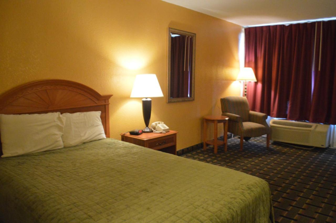 Rodeway Inn Denmark-Jackson Phòng bức ảnh