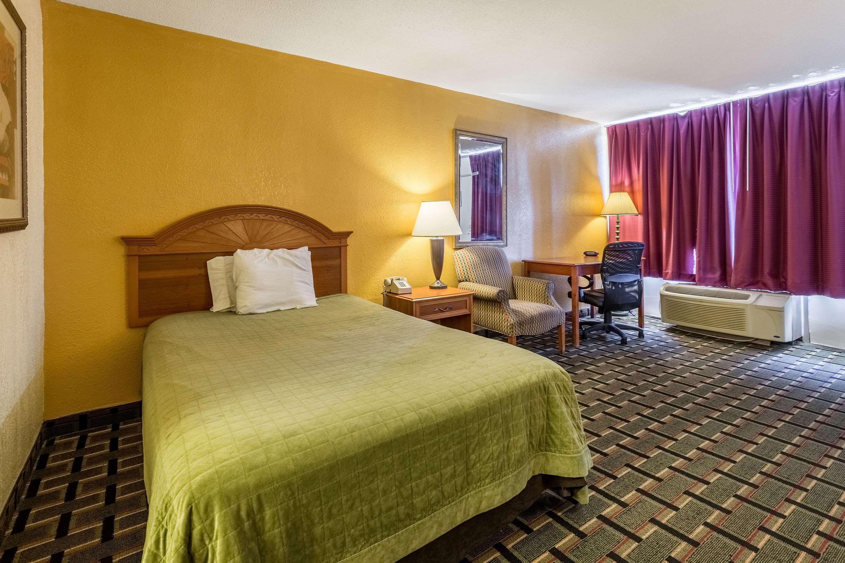 Rodeway Inn Denmark-Jackson Ngoại thất bức ảnh