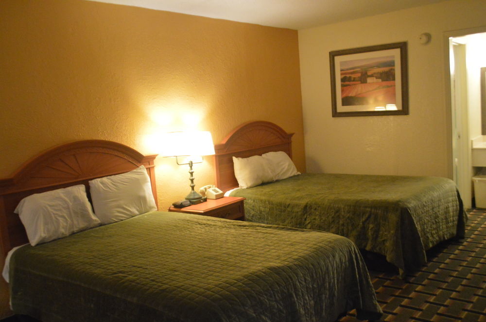 Rodeway Inn Denmark-Jackson Ngoại thất bức ảnh